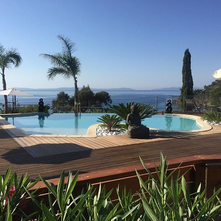 Les Lauriers Roses Aparthotel Le Le Rayol-Canadel-sur-Mer Exterior foto