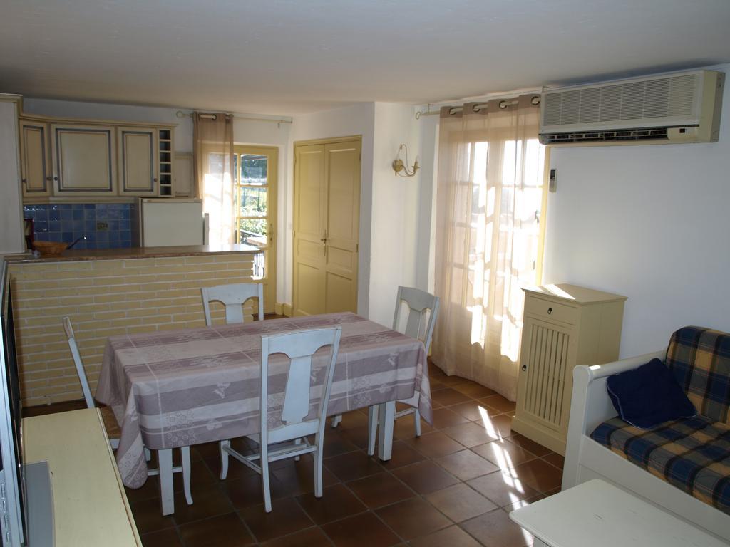 Les Lauriers Roses Aparthotel Le Le Rayol-Canadel-sur-Mer Exterior foto